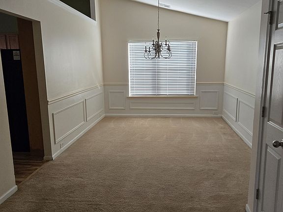 3rd image of 5140 Rosewood Pl