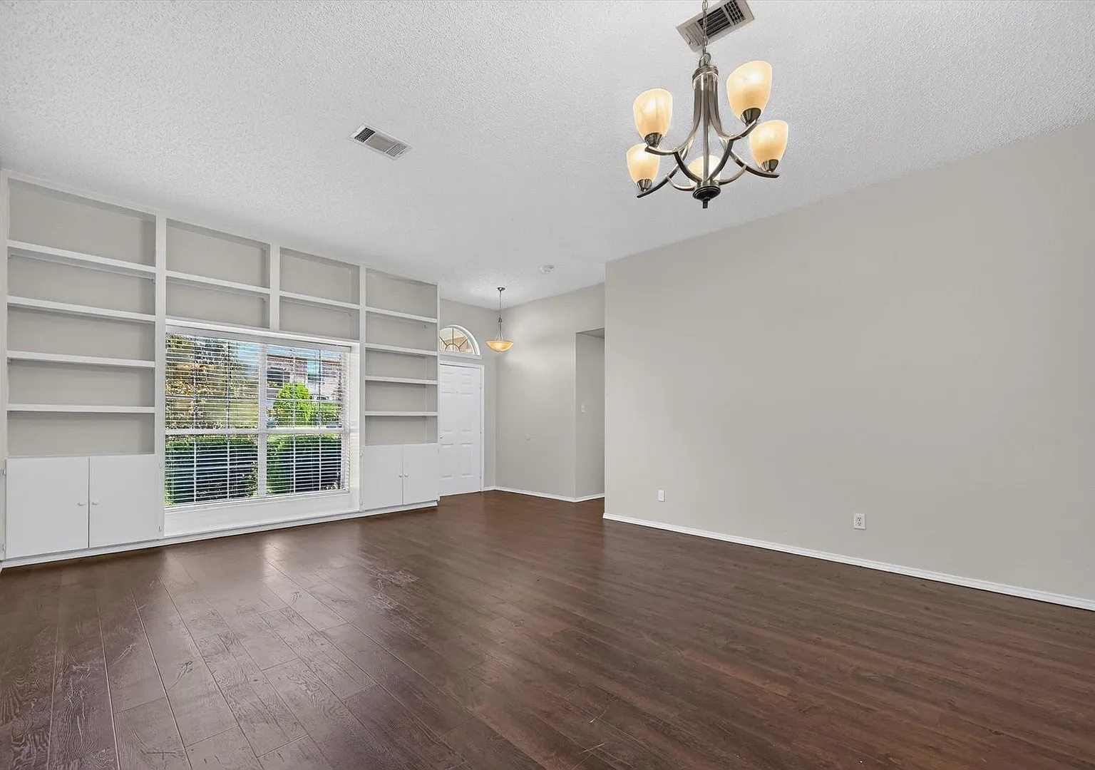 Beautiful Home in Plano ISD. — Photo 3