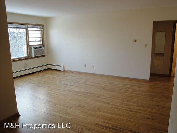 4th image of 140 Arundel St APT 104