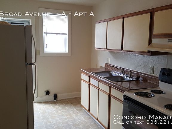 3rd image of 915 Broad Ave #A