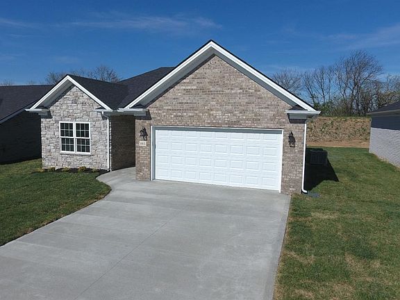 3rd image of 661 Fourwinds Dr