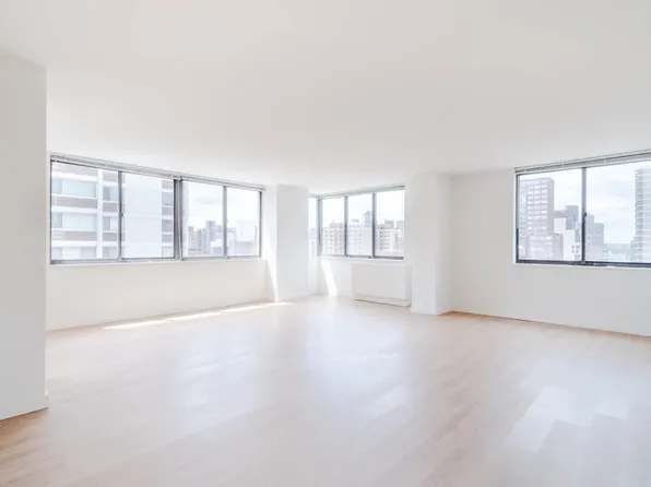 730 Columbus Avenue image 21 of 61