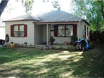 2nd image of 3933 W Pacific Ave
