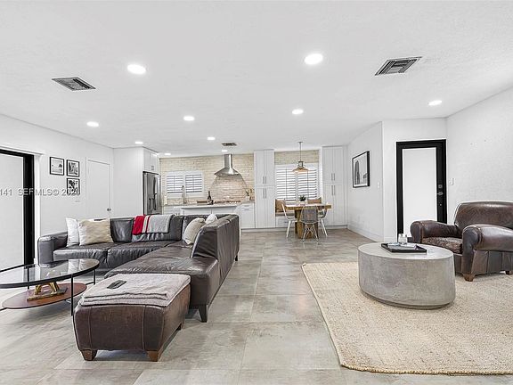 5th image of 5210 SW 128th Ct