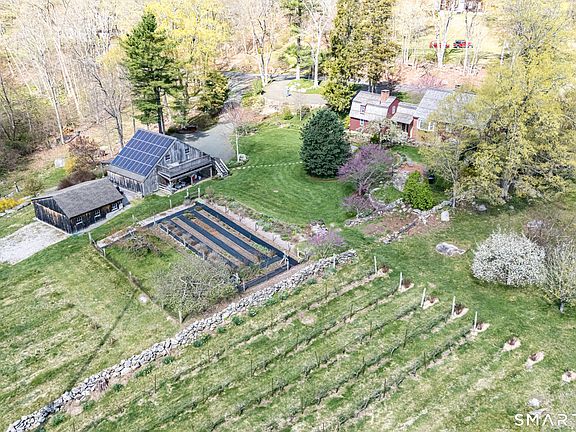 3rd image of 29 Spencer Road