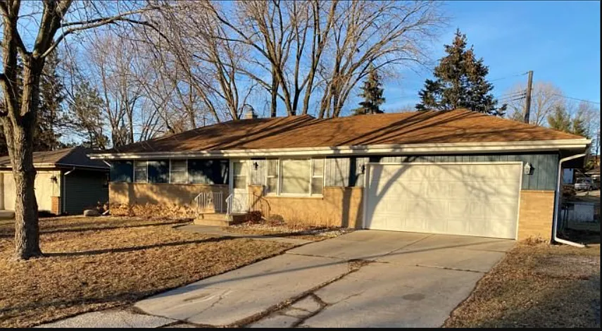 3 bed, 1513 sqft, $2,000 — Photo 2