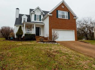 1147 Summerville Cir, Thompsons Station, TN 37179