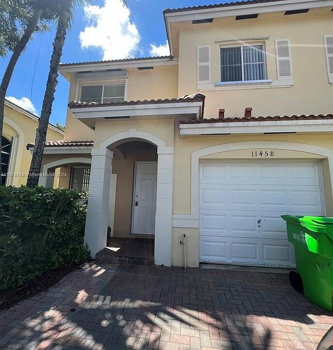 1st image of 11458 NW 33rd St