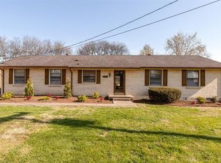 281 Southburn Dr, Hendersonville, TN 37075