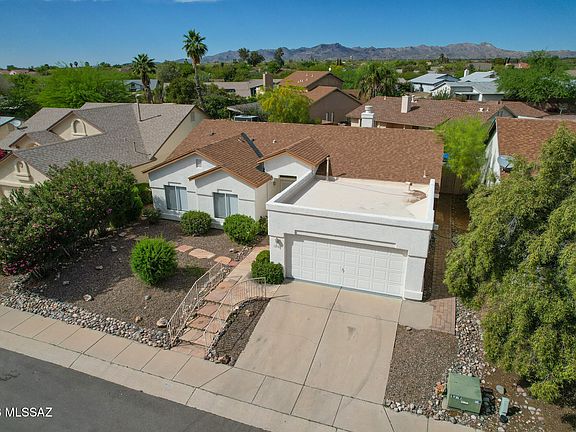 3rd image of 2830 W Camino De La Joya