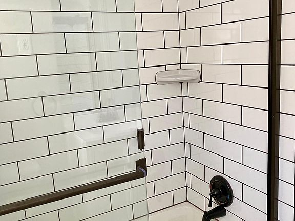 Custom Tile Shower Surround