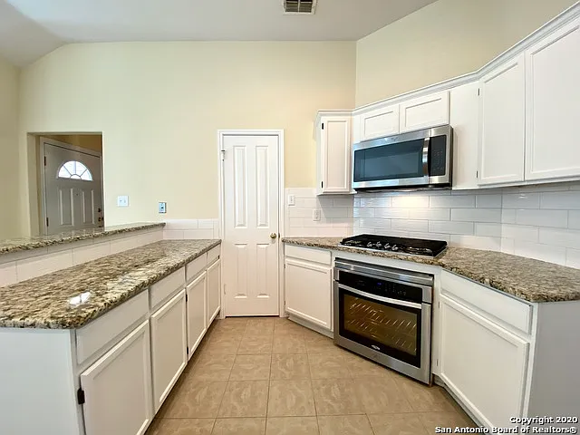 6635 Shady Bend Dr — Photo 11