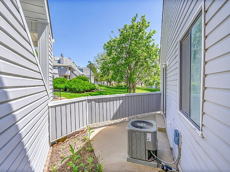 8701 Huron St #4-101 — Photo 17