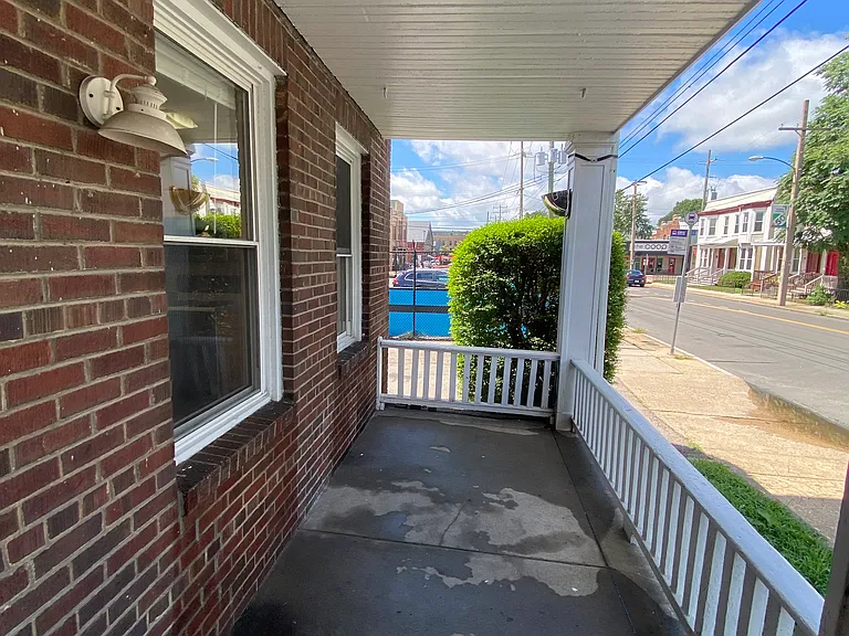 13 S Robinson St #B — Photo 27