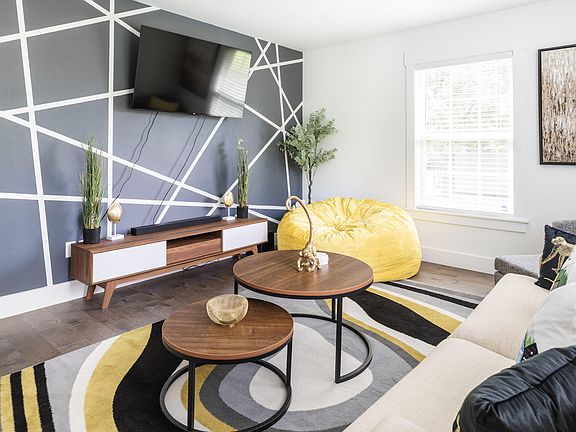 5th image of 142 Bowater Rd