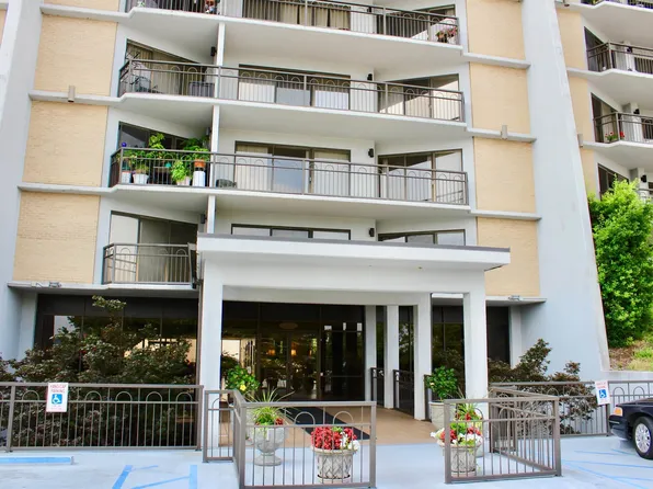 1300 Beacon Pkwy E Unit 206, Birmingham, AL 35209