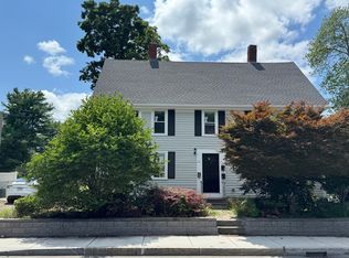 13 Hamilton St, Framingham, MA 01701