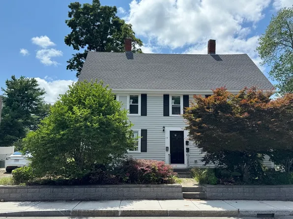 13 Hamilton St, Framingham, MA 01701