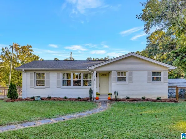 1353 Laurence St, Irondale, AL 35210