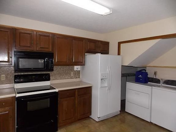 5th image of 114 Pebble Dr Unit 114
