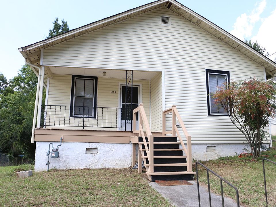 1st image of 1857 Beech St