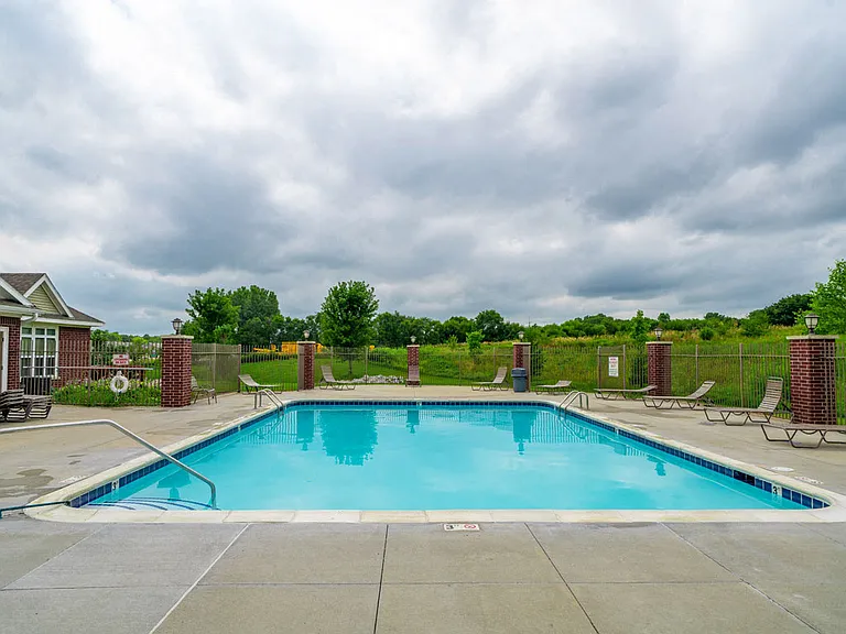 Lynbrook Apartments and Townhomes — Photo 55