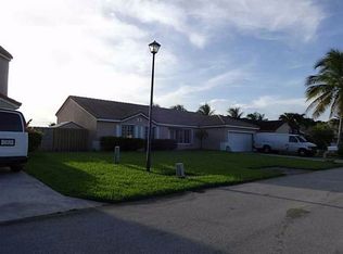 17953 SW 137th Pl, Miami, FL 33177