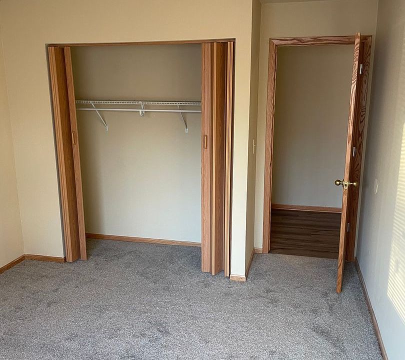 1st image of 3725 Cedar Ave S APT 105