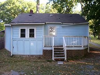 5th image of 1918 Houstonia Dr