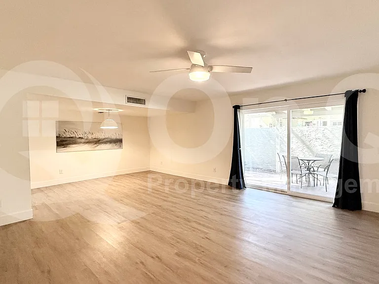 7618 N 19th Dr — Photo 12