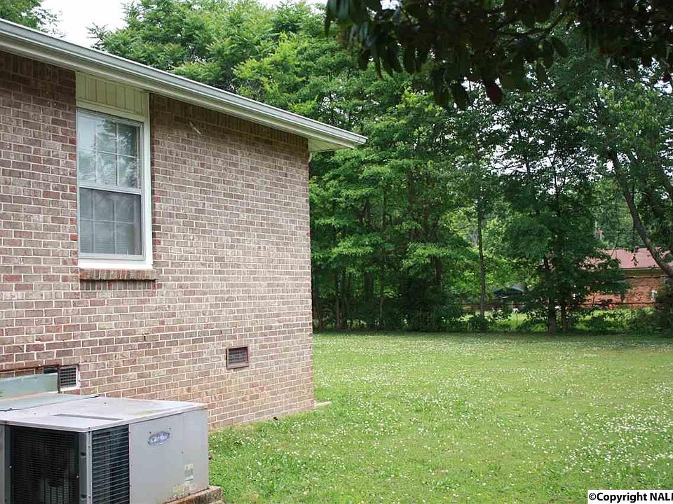 2nd image of 2908 Claiborne Rd NW