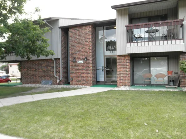8118 West Oklahoma AVENUE #12, West Allis, WI 53219