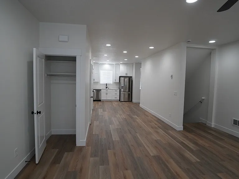 1558 S 150 W — Photo 11