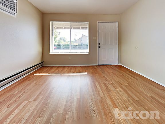 2nd image of 10061 Lincoln Village Dr