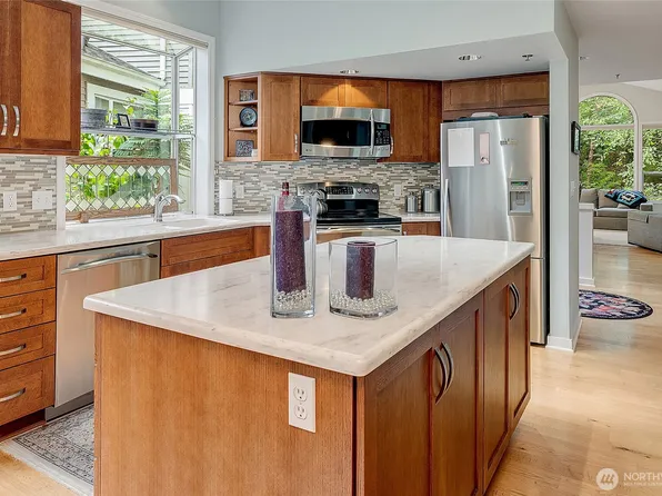15929 67th Lane NE #3, Kenmore, WA 98028