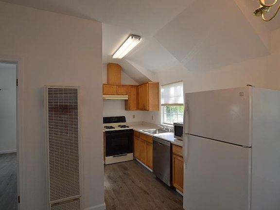 5th image of 111 Wilder Ave