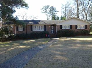 2137 Woodhue Cir, Vestavia Hills, AL 35216