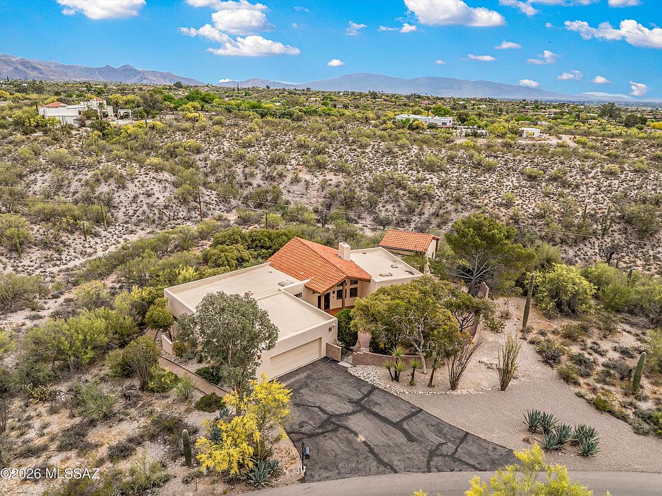1st image of 5110 N Calle La Cima