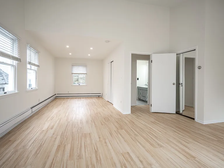 14 Deane Pl — Photo 22