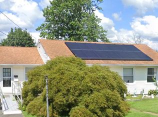 110 Dewey St, Toms River, NJ 08753