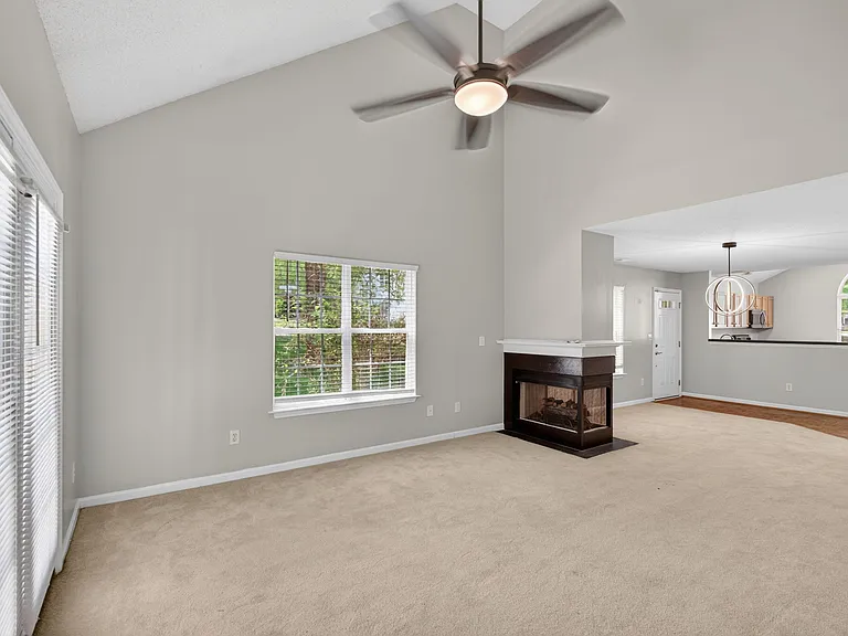 5065 Bartholomews Ln — Photo 6