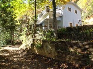141 Johanna Dr, Franklin, NC 28734