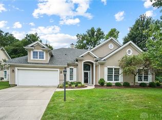 1214 Forest Walk Dr, Dayton, OH 45459