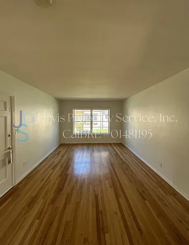 920 N Garfield St #920 Photo 1