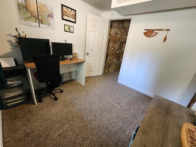 605 Raemar Dr — Photo 16