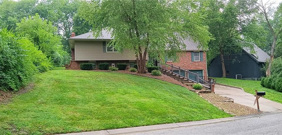 1st image of 2716 Olde Creek Ct