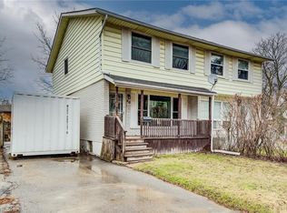88 Westwood Dr, Kitchener, ON N2M 2K6