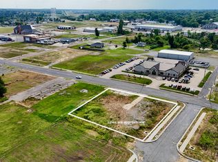 236 N 8th St, Mayfield, KY 42066