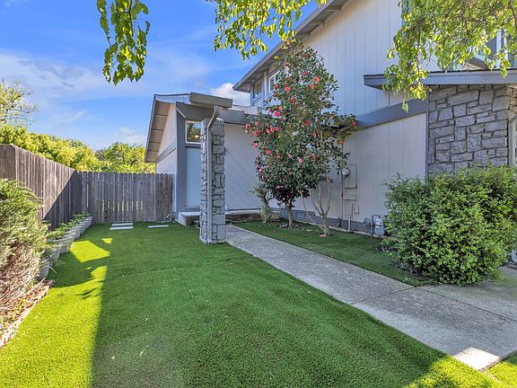 4th image of 4820 Greenridge Court