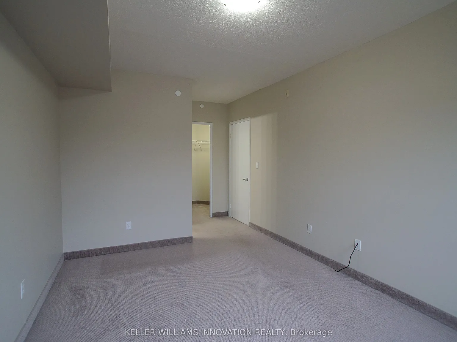 239 Auburn Dr — Photo 2
